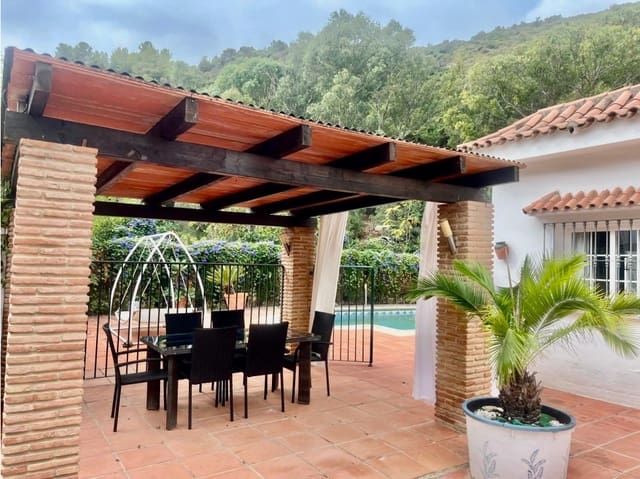 Finca/Maison de Campagne de 2 chambres à louer à Casares - 2 500 € (Ref: 10156942)