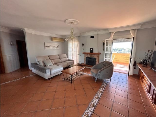 Chalet de 5 habitaciones en Manilva en alquiler - 1.600 € (Ref: 7658687)