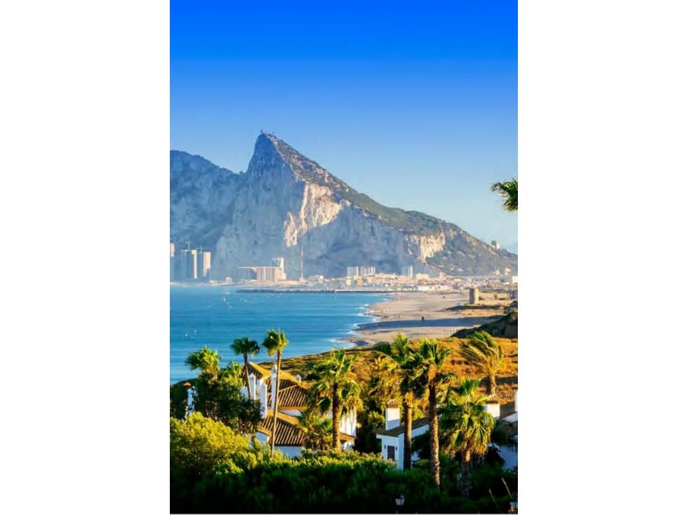 2 makuuhuone Huoneisto myytävänä paikassa La Alcaidesa mukana uima-altaan - 745 000 € (Ref: 8002940)