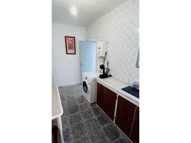 3 soveværelse Byhus til leje i Manilva - € 1.100 (Ref: 8019177)