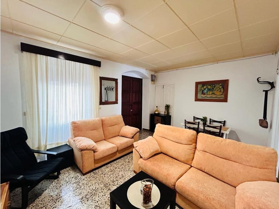 3 soveværelse Byhus til leje i Manilva - € 1.100 (Ref: 8019177)
