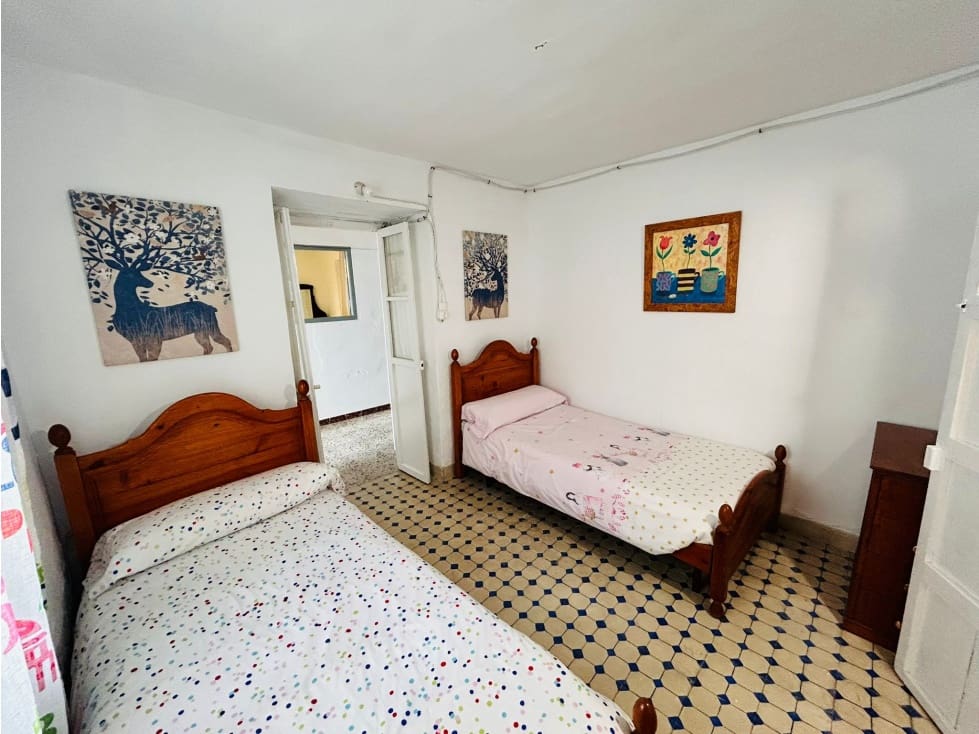 3 soveværelse Byhus til leje i Manilva - € 1.100 (Ref: 8019177)