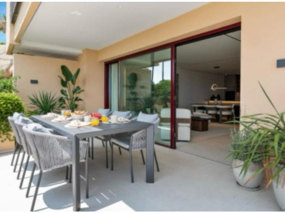 3 quarto Apartamento para venda em Estepona com piscina - 1 995 000 € (Ref: 8182739)