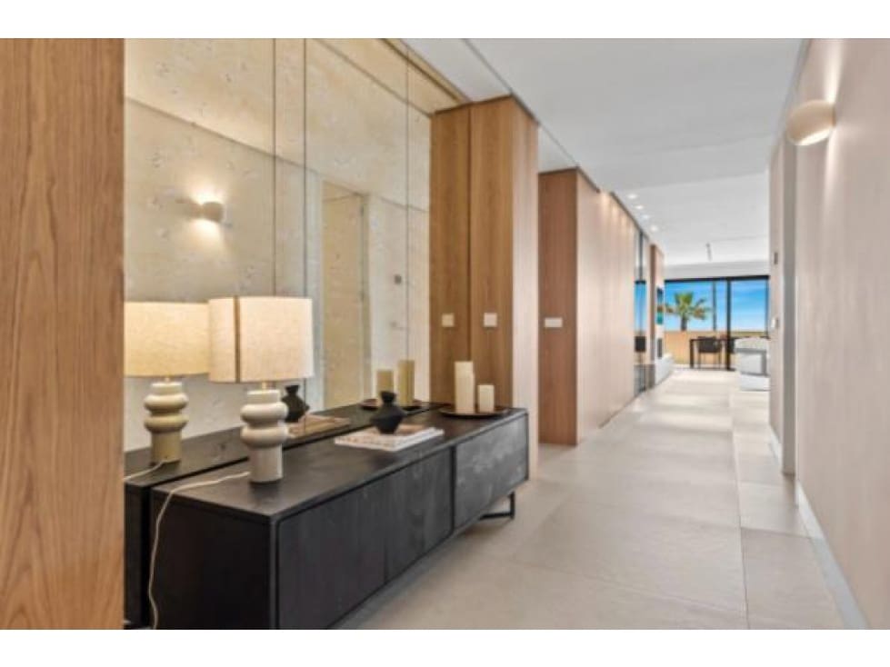 3 quarto Apartamento para venda em Estepona com piscina - 1 995 000 € (Ref: 8182739)