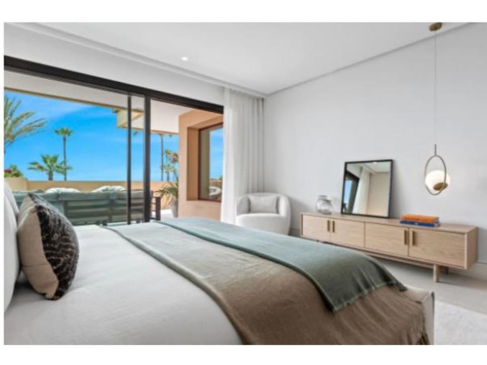 3 quarto Apartamento para venda em Estepona com piscina - 1 995 000 € (Ref: 8182739)