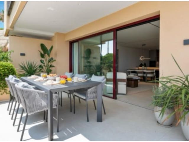 3 quarto Apartamento para venda em Estepona com piscina - 1 995 000 € (Ref: 8182739)