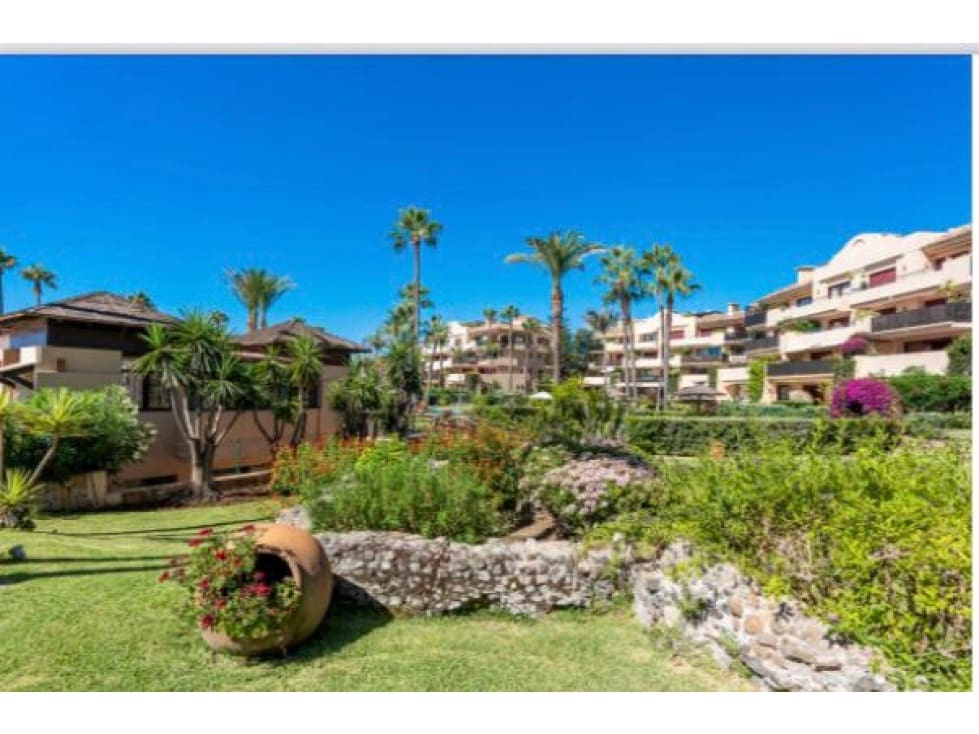 3 quarto Apartamento para venda em Estepona com piscina - 1 995 000 € (Ref: 8182739)