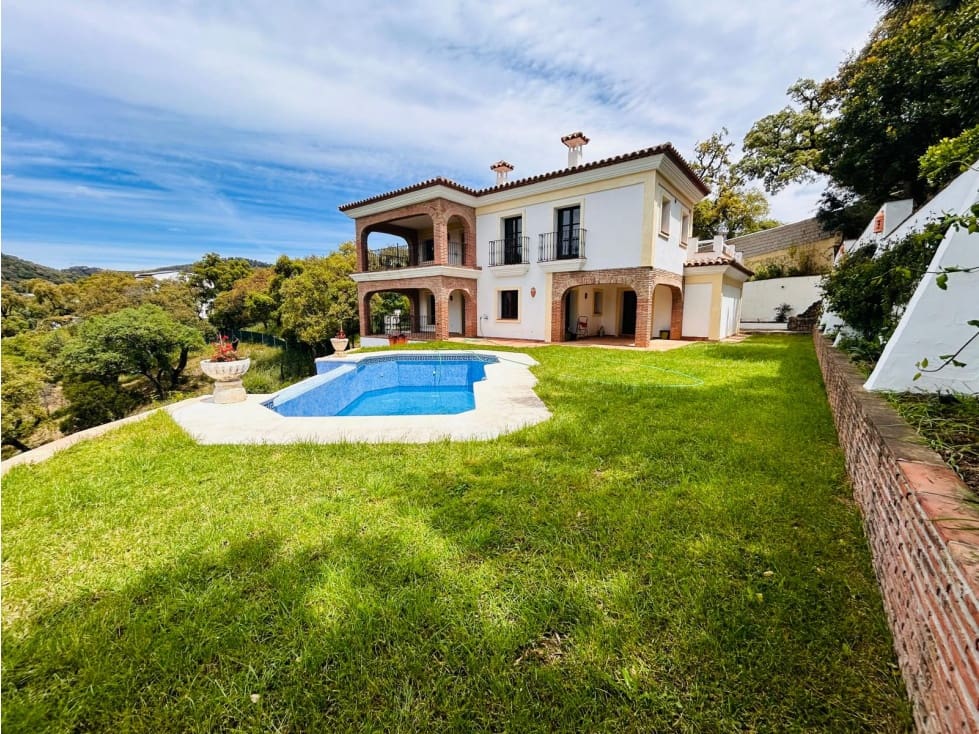 5 chambre Villa/Maison à vendre à Casares avec piscine - 1 645 000 € (Ref: 8287222)