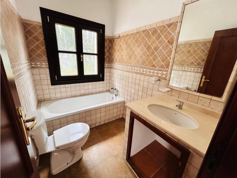 5 chambre Villa/Maison à vendre à Casares avec piscine - 1 645 000 € (Ref: 8287222)