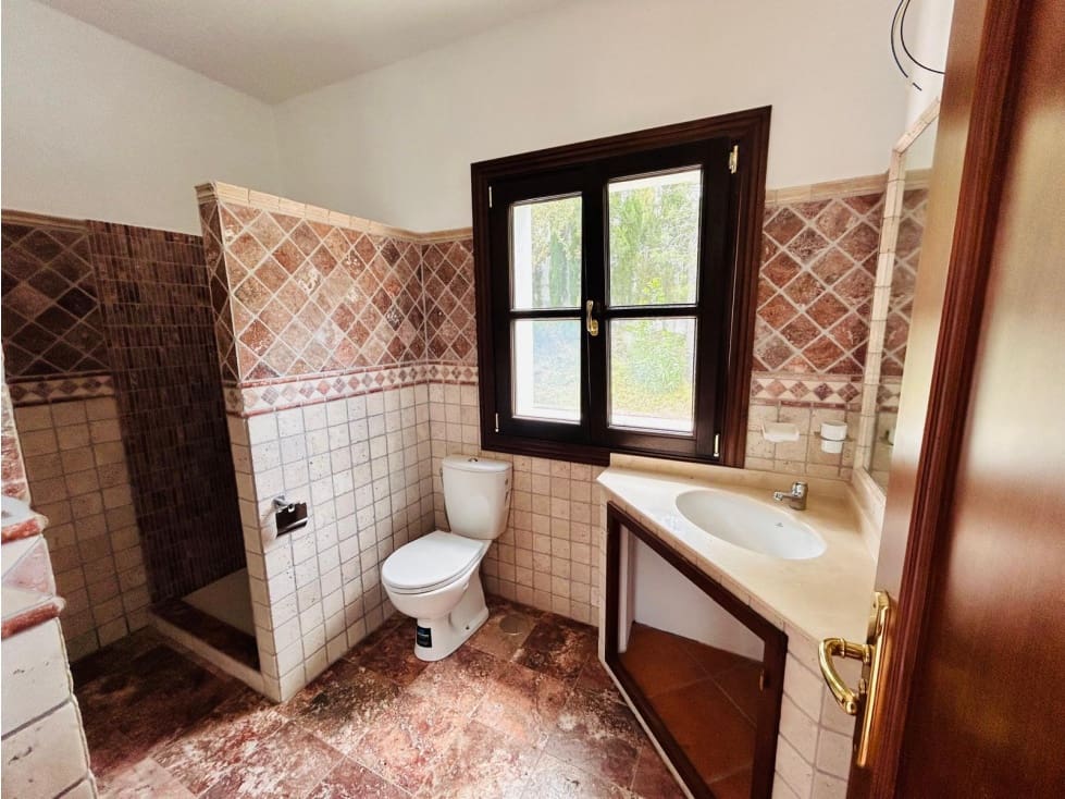 5 chambre Villa/Maison à vendre à Casares avec piscine - 1 645 000 € (Ref: 8287222)