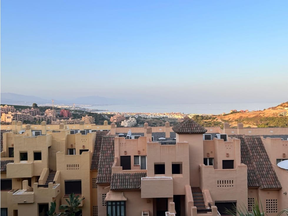 2 bedroom Apartment for rent in Manilva with pool - € 1,300 (Ref: 8531350)