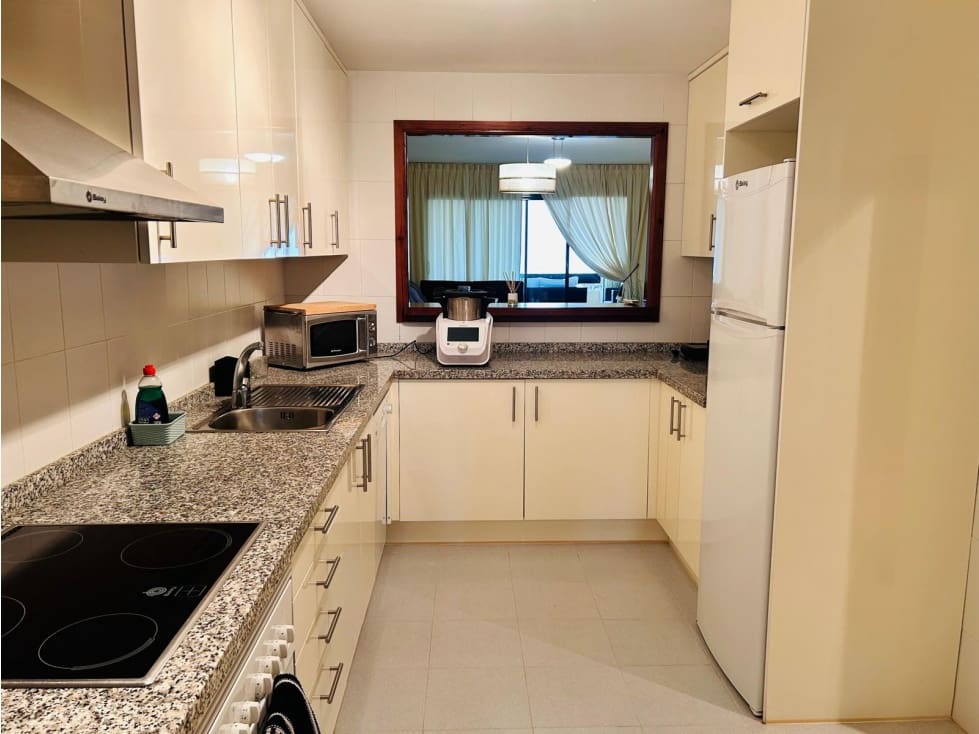 2 bedroom Apartment for rent in Manilva with pool - € 1,300 (Ref: 8531350)