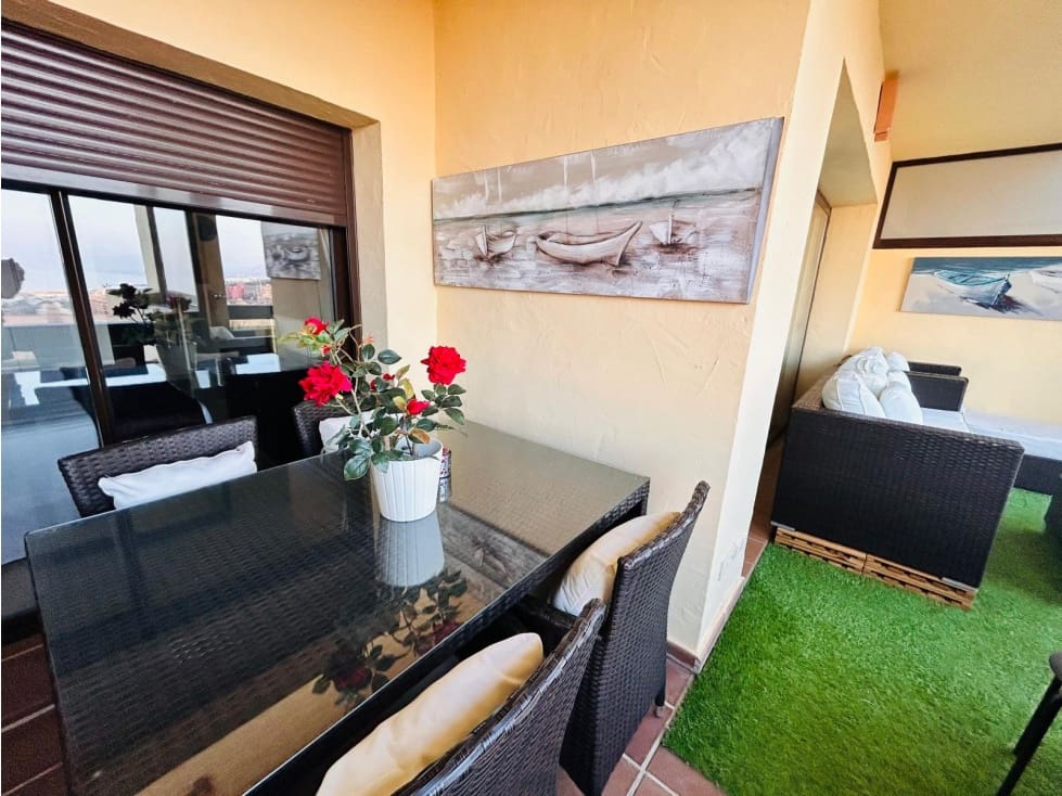 2 bedroom Apartment for rent in Manilva with pool - € 1,300 (Ref: 8531350)