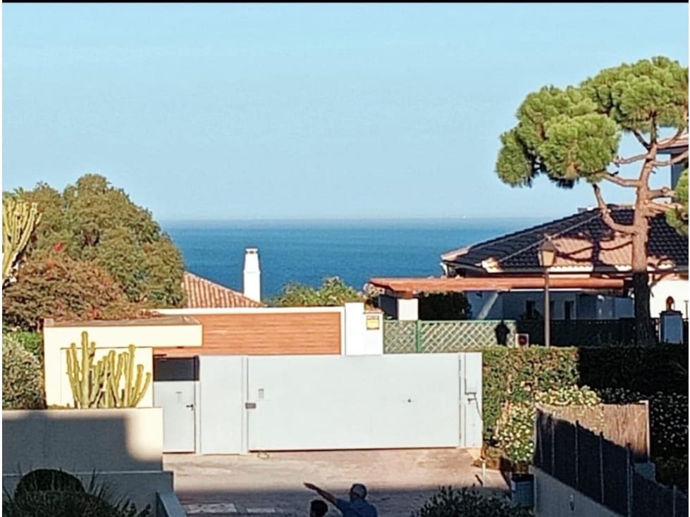 3 soverom Leilighet til salgs i Manilva med svømmebasseng - € 398 000 (Ref: 8559147)