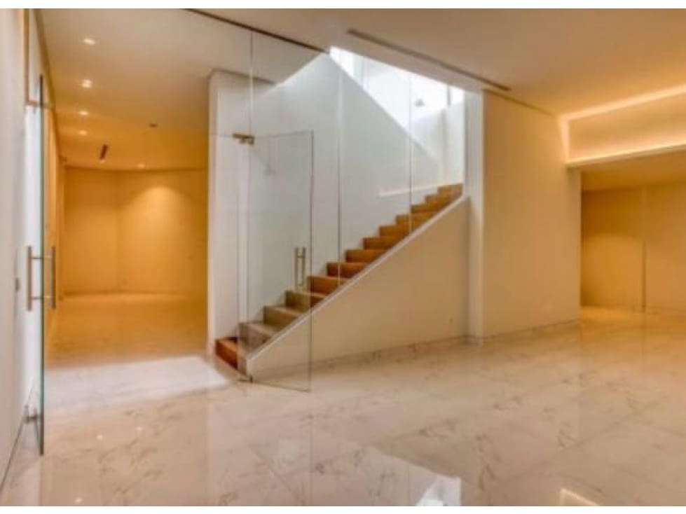 Chalet de 4 habitaciones en Benahavís en venta con piscina - 4.200.000 € (Ref: 8721677)