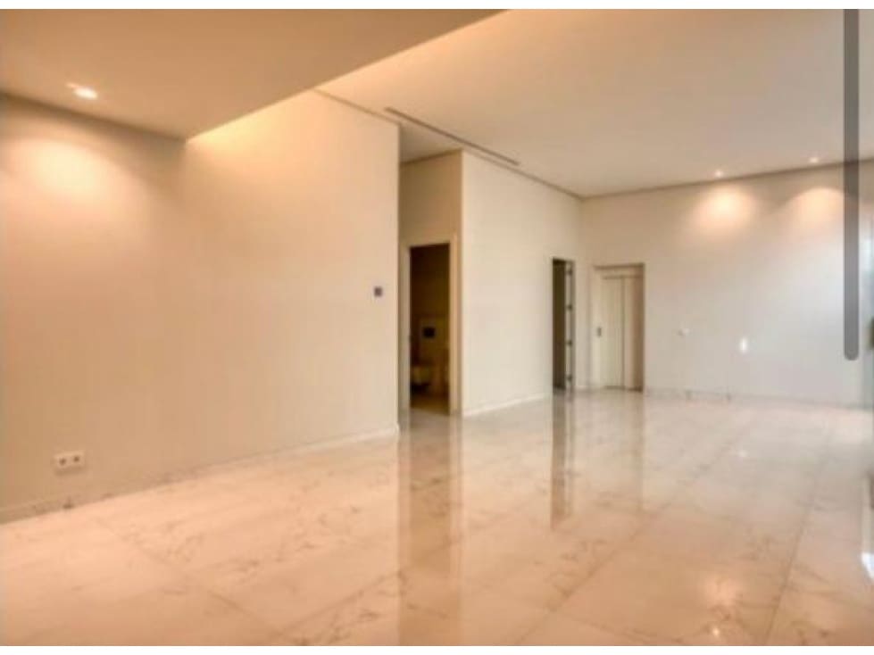 Chalet de 4 habitaciones en Benahavís en venta con piscina - 4.200.000 € (Ref: 8721677)