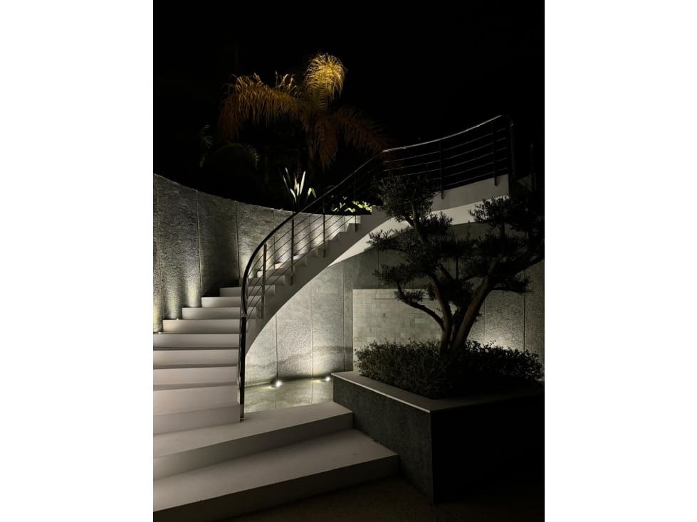 Chalet de 4 habitaciones en Benahavís en venta con piscina - 4.200.000 € (Ref: 8721677)