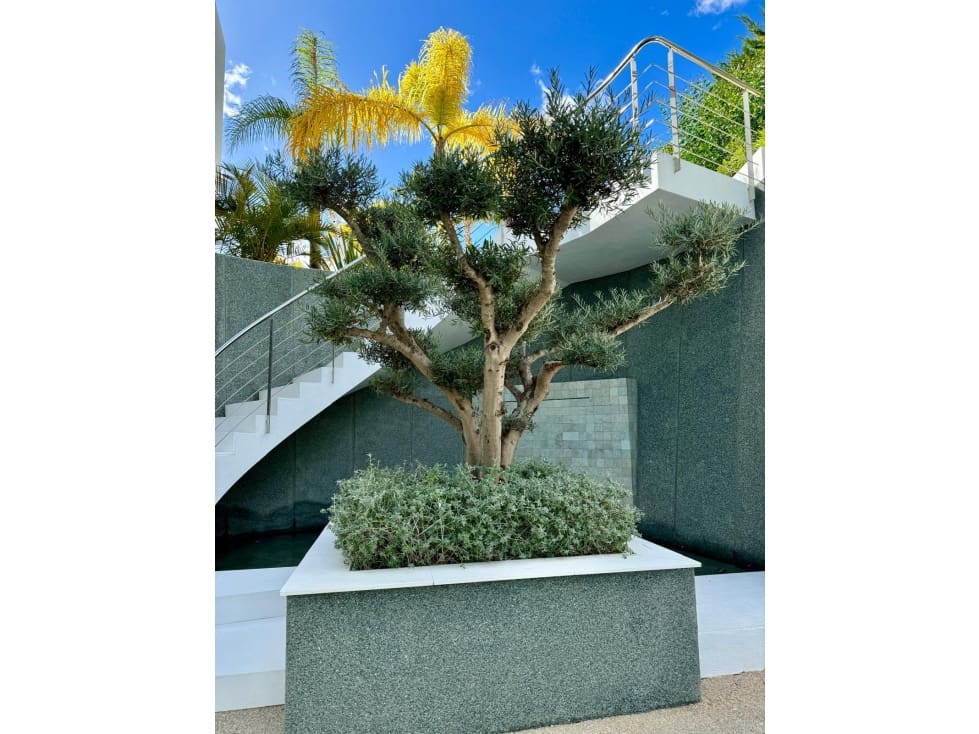 Chalet de 4 habitaciones en Benahavís en venta con piscina - 4.200.000 € (Ref: 8721677)