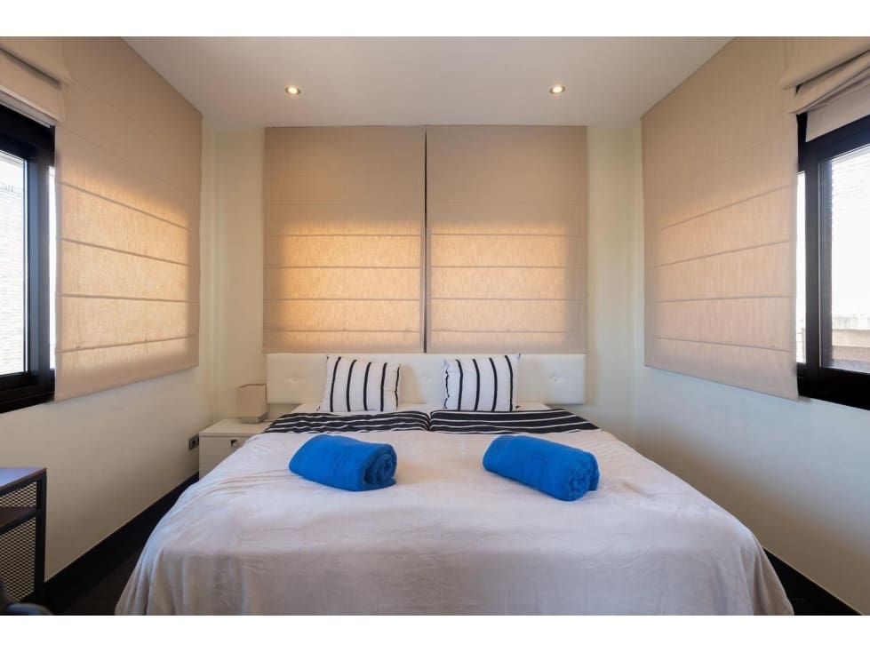 2 sovrum Takvåning till salu i Estepona med pool - 630 000 € (Ref: 8728956)