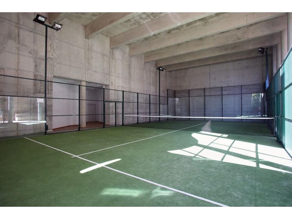 2 sovrum Takvåning till salu i Estepona med pool - 630 000 € (Ref: 8728956)