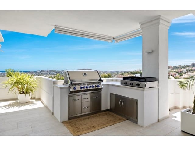 7 makuuhuone Huoneisto myytävänä paikassa Nueva Andalucia, Marbella mukana uima-altaan - 3 950 000 € (Ref: 8735105)