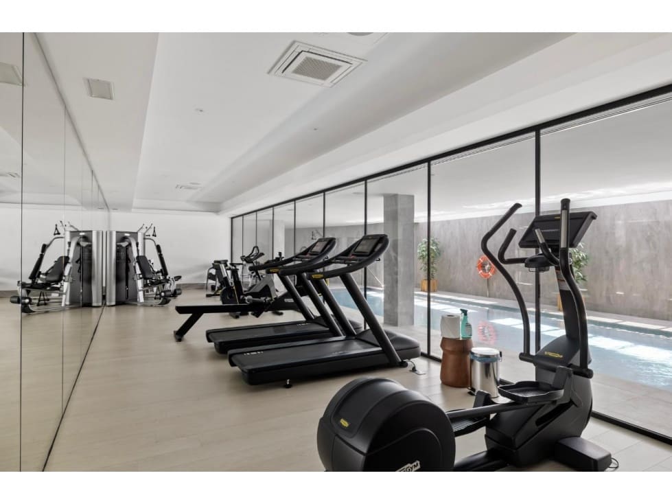 7 makuuhuone Huoneisto myytävänä paikassa Nueva Andalucia mukana uima-altaan - 3 950 000 € (Ref: 8735105)