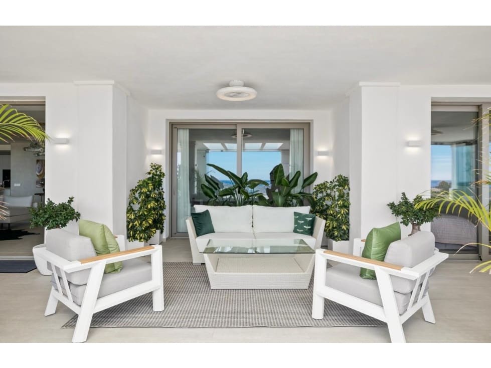 7 makuuhuone Huoneisto myytävänä paikassa Nueva Andalucia mukana uima-altaan - 3 950 000 € (Ref: 8735105)