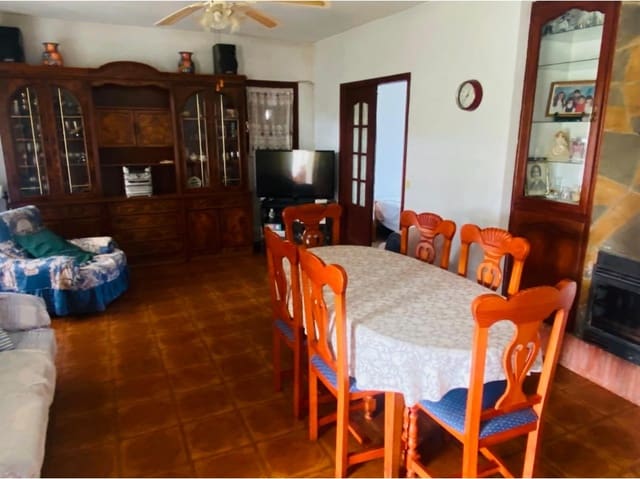 5 quarto Quinta/Casa Rural para venda em El Velerín, Estepona com piscina - 725 000 € (Ref: 8737139)