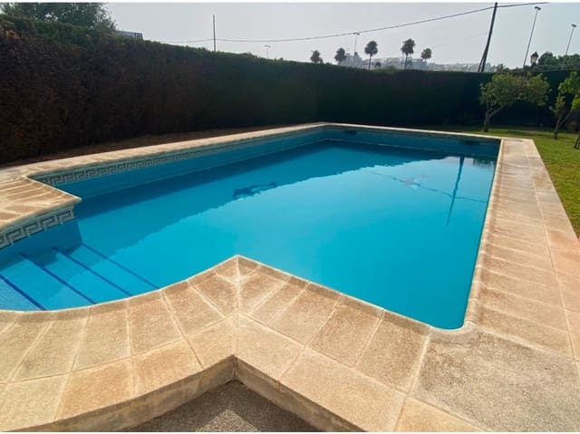 5 quarto Quinta/Casa Rural para venda em El Velerín, Estepona com piscina - 725 000 € (Ref: 8737139)