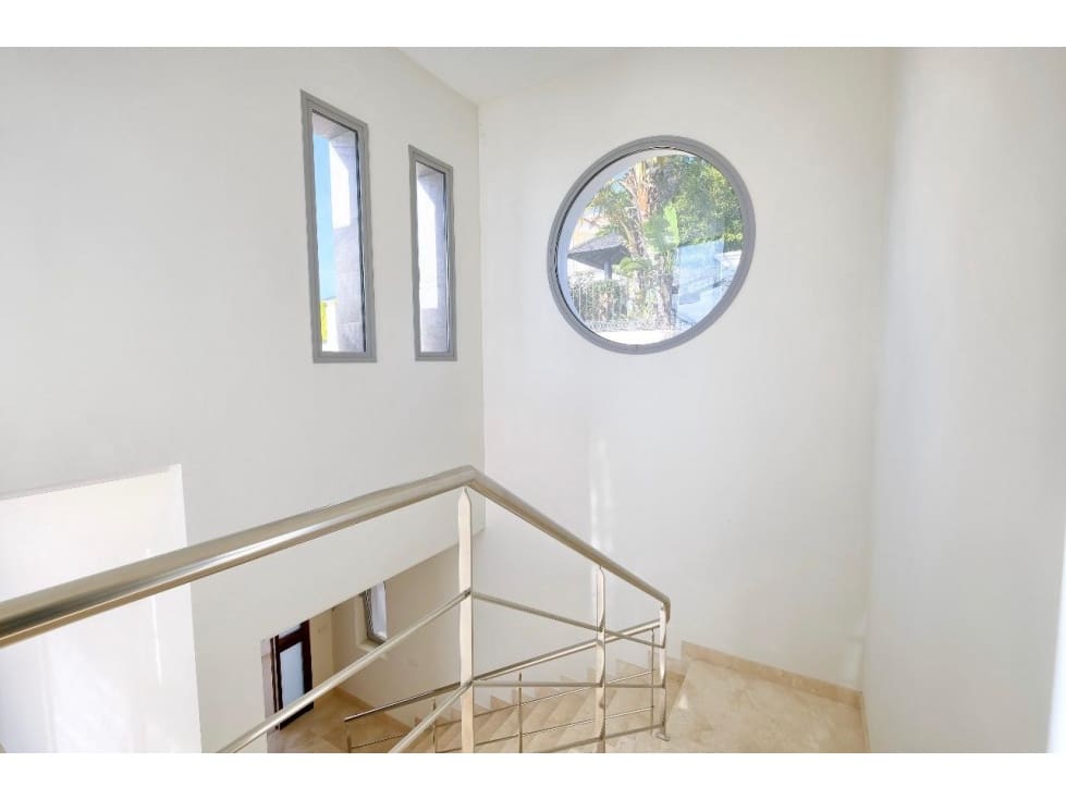 Chalet de 4 habitaciones en Benahavís en venta con piscina - 2.300.000 € (Ref: 8741014)