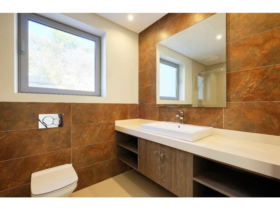 Chalet de 4 habitaciones en Benahavís en venta con piscina - 2.300.000 € (Ref: 8741014)