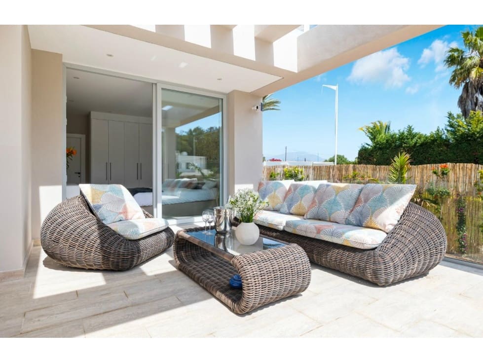 5 makuuhuone Huvila myytävänä paikassa San Pedro de Alcantara mukana uima-altaan - 2 950 000 € (Ref: 8742916)