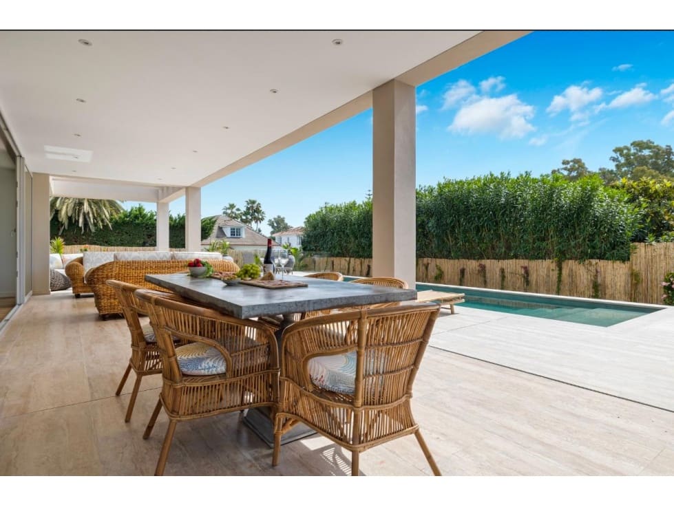 5 makuuhuone Huvila myytävänä paikassa San Pedro de Alcantara mukana uima-altaan - 2 950 000 € (Ref: 8742916)