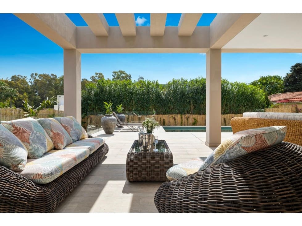 5 makuuhuone Huvila myytävänä paikassa San Pedro de Alcantara mukana uima-altaan - 2 950 000 € (Ref: 8742916)