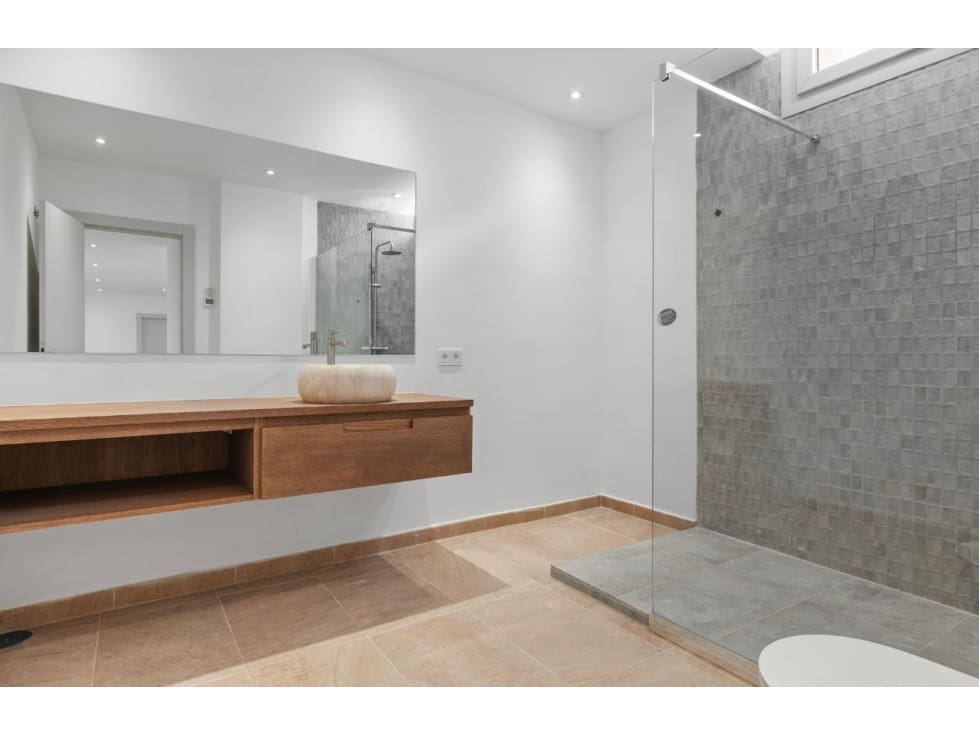 5 makuuhuone Huvila myytävänä paikassa San Pedro de Alcantara mukana uima-altaan - 2 950 000 € (Ref: 8742916)