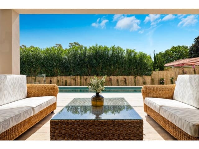 5 makuuhuone Huvila myytävänä paikassa San Pedro de Alcantara, Marbella mukana uima-altaan - 2 950 000 € (Ref: 8742916)