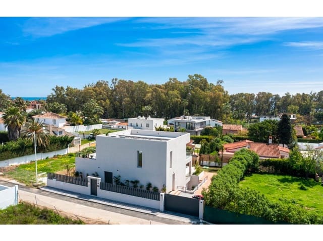 5 makuuhuone Huvila myytävänä paikassa San Pedro de Alcantara, Marbella mukana uima-altaan - 2 950 000 € (Ref: 8742916)