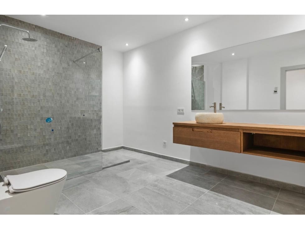 5 makuuhuone Huvila myytävänä paikassa San Pedro de Alcantara mukana uima-altaan - 2 950 000 € (Ref: 8742916)