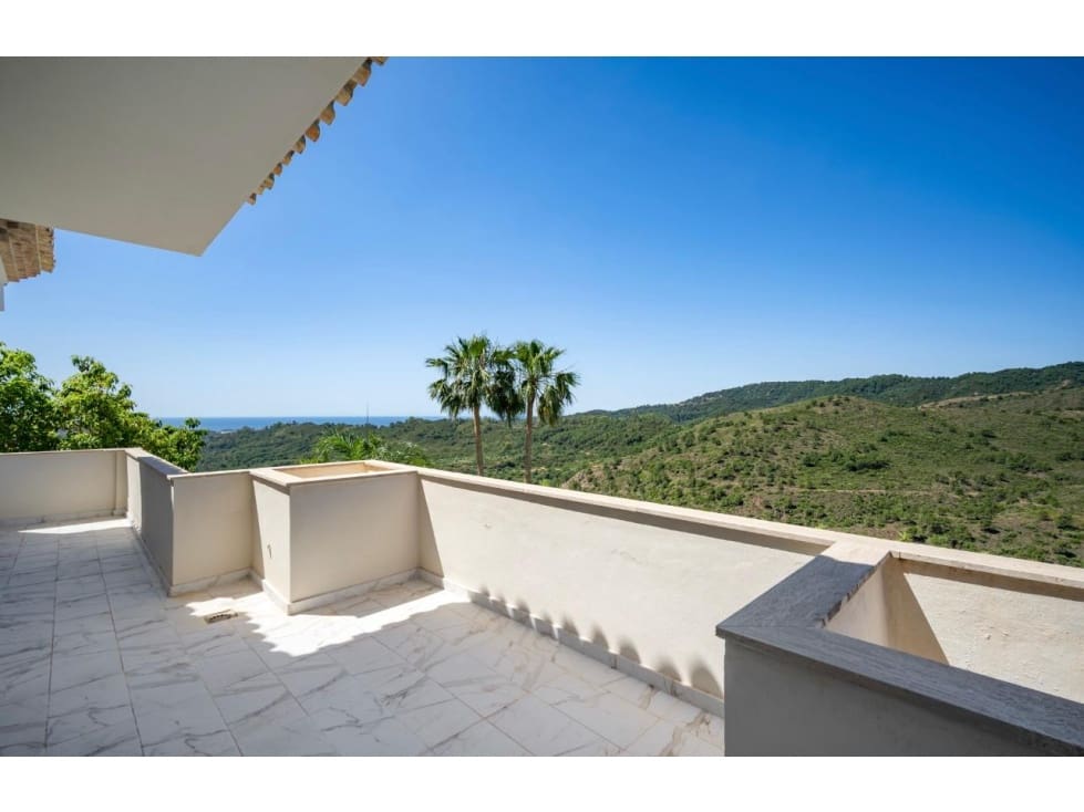 Chalet de 6 habitaciones en Benahavís en venta con piscina - 2.475.000 € (Ref: 8742917)