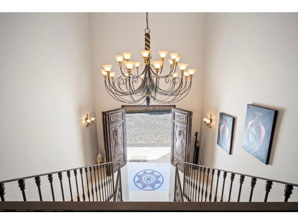 Chalet de 6 habitaciones en Benahavís en venta con piscina - 2.475.000 € (Ref: 8742917)