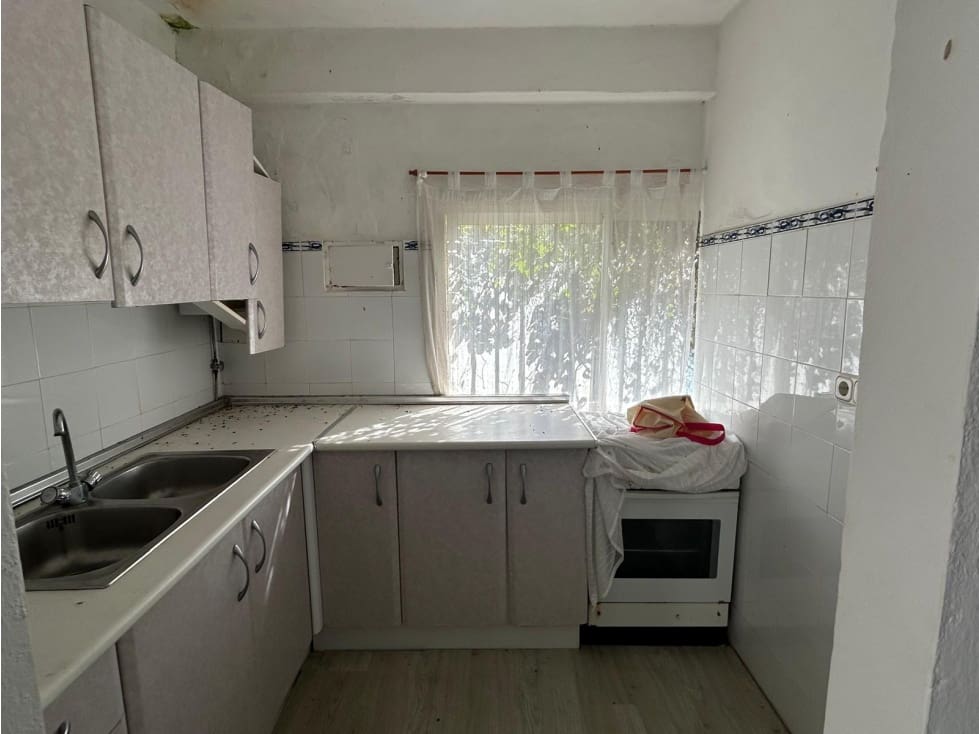 4 soveværelse Erhverv til salg i Guadiaro - € 420.000 (Ref: 8815441)