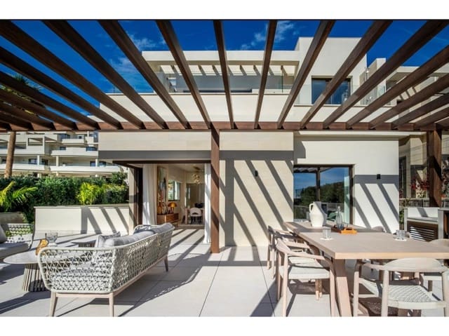 4 quarto Moradia para venda em Estepona com piscina - 4 500 000 € (Ref: 8821654)