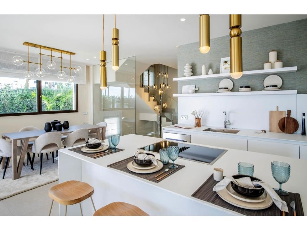 4 bedroom Villa for sale in Estepona with pool - € 4,500,000 (Ref: 8821654)