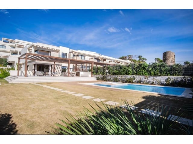 4 quarto Moradia para venda em Estepona com piscina - 4 500 000 € (Ref: 8821654)