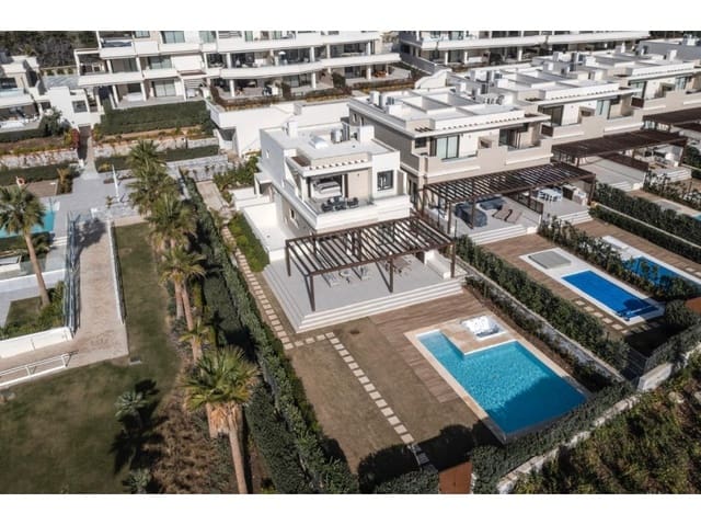 4 quarto Moradia para venda em Estepona com piscina - 4 500 000 € (Ref: 8821654)