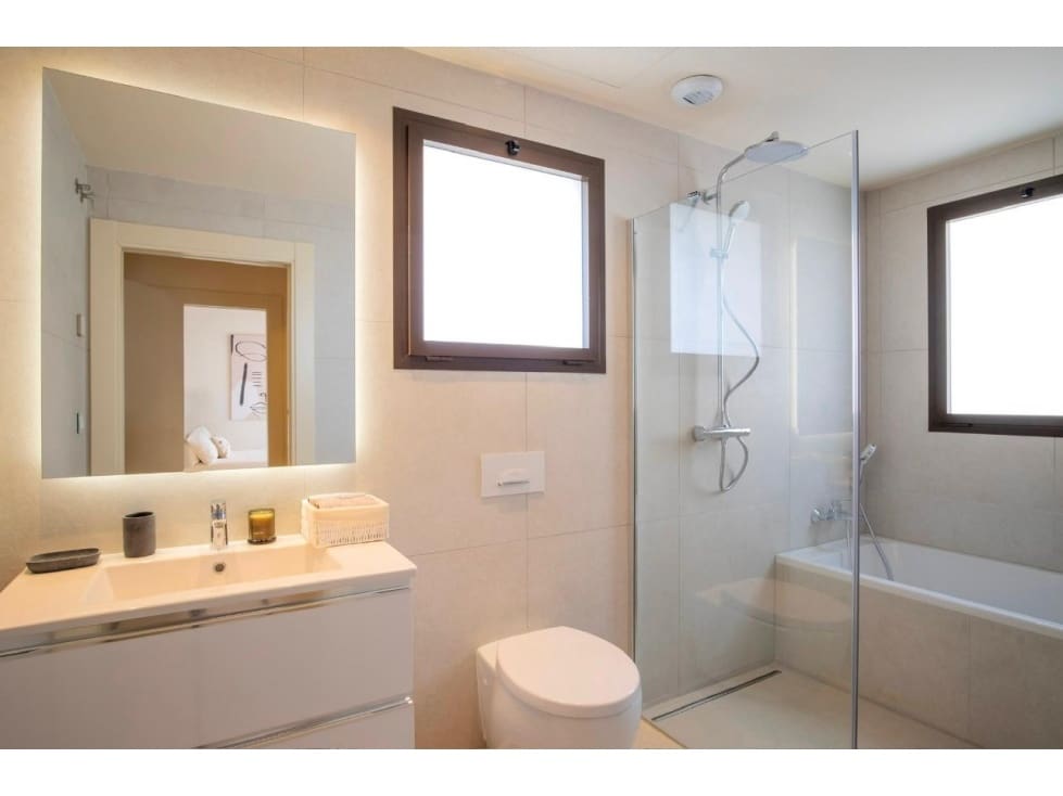 4 bedroom Villa for sale in Estepona with pool - € 4,500,000 (Ref: 8821654)