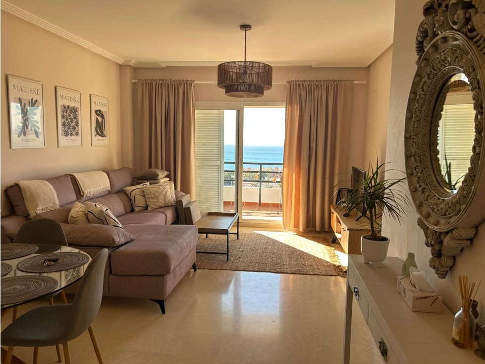 2 bedroom Apartment for rent in Manilva with pool - € 1,200 (Ref: 9241125)
