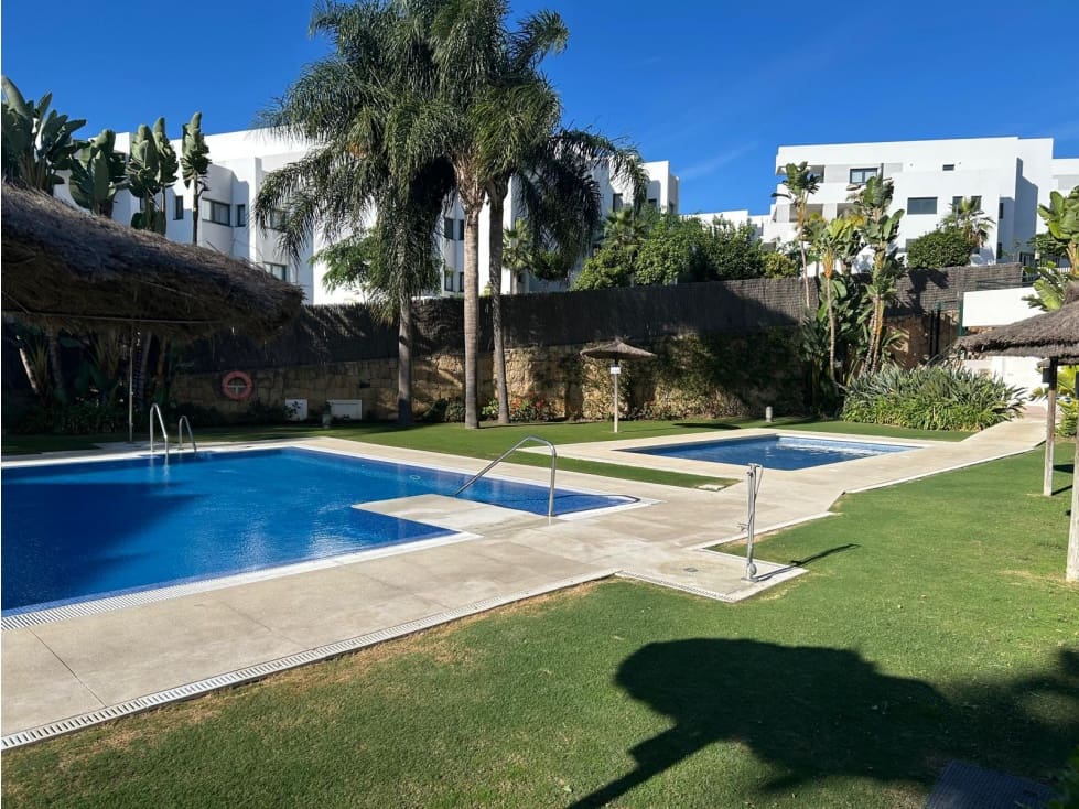 2 bedroom Apartment for rent in Manilva with pool - € 1,200 (Ref: 9241125)