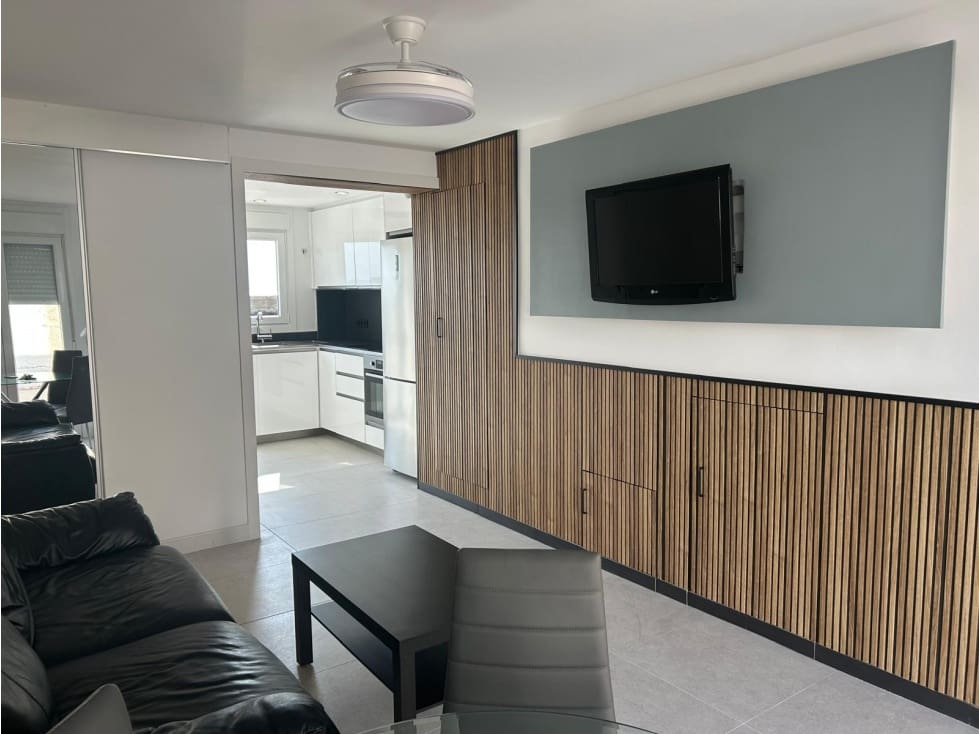 1 soveværelse Byhus til leje i Manilva - € 1.200 (Ref: 9296061)