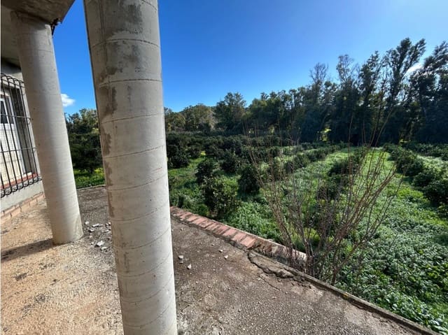 5 makuuhuone Maalaistalo myytävänä paikassa San Martin del Tesorillo - 350 000 € (Ref: 9339210)